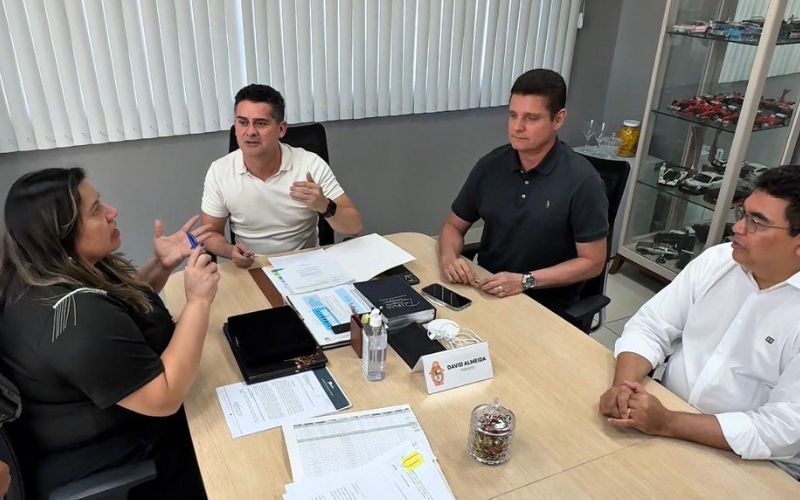 prefeito-sanciona-reajuste-sal