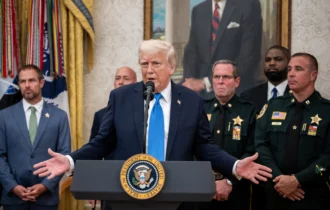 trump-reage-a-criticas-de-kham