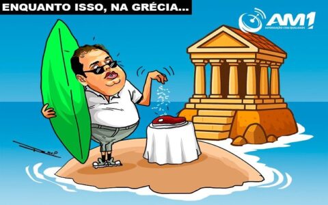 Roberto Cidade curte férias na Grécia com direito a carne folheada a ouro