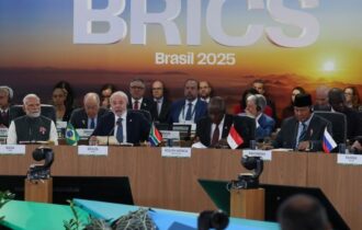 brics-cobra-us-13-trilhao-em-f