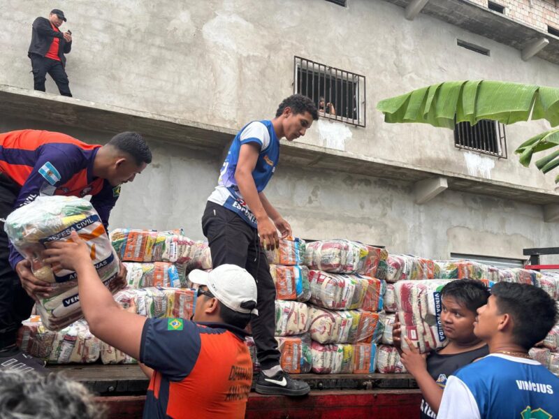 cheia-no-amazonas-governo-divu