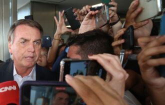 mesmo-com-restricoes-bolsonaro