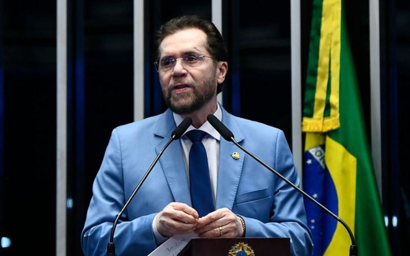 PEC que limita mandato de ministros do STF é defendida por Plínio Valério 