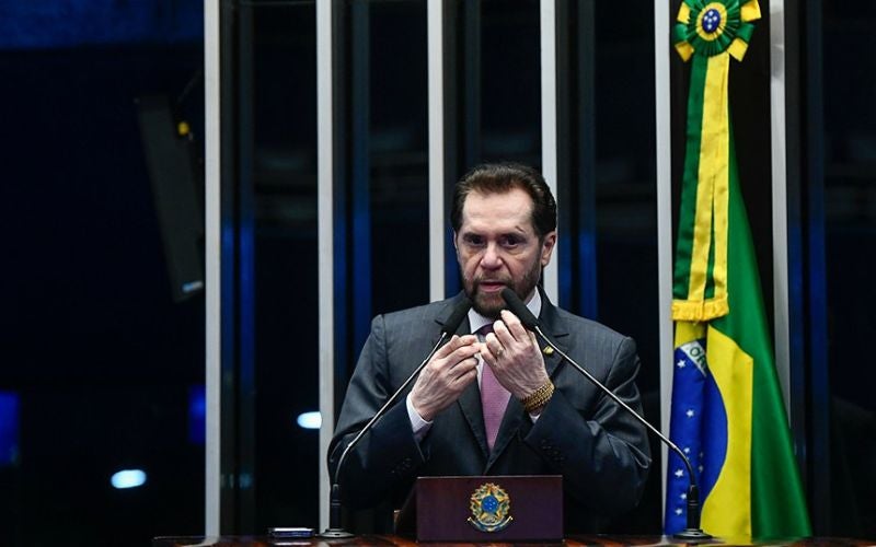 Plínio Valério acusa Ibama, Funai e ONGs de expulsarem agricultores na Amazônia para ‘mostrar serviço’ na COP 30