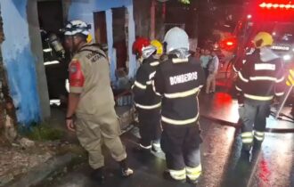 principio-de-incendio-atinge-d