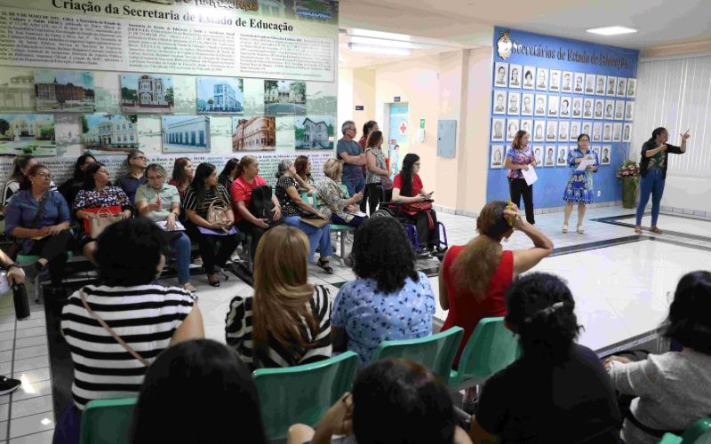secretaria-de-educacao-convoca