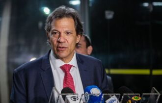 tensao-com-os-eua-e-artificial