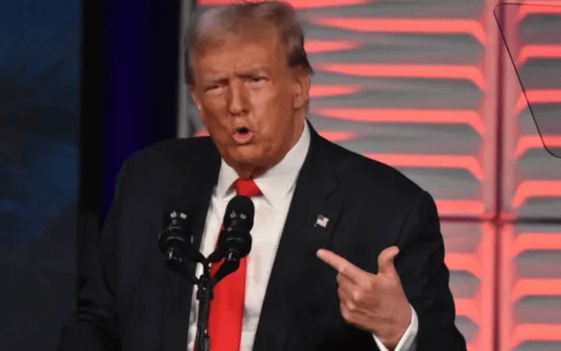 trump-critica-putin-promete-ar