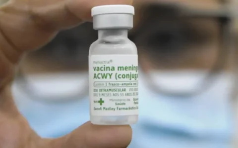 vacina-acwy-contra-meningite-t