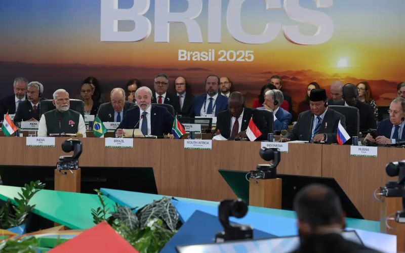 brics-cobra-us-13-trilhao-em-f