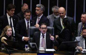 camara-aprova-urgencia-para-pr