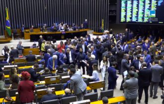 camara-inicia-semana-com-possi