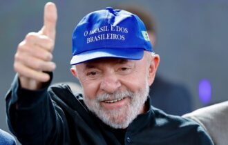 lula-veta-integralmente-o-aume
