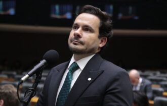 alberto-neto-fala-em-negociaco
