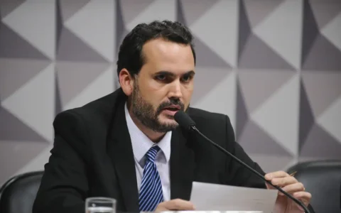 bruno-moretti-assume-presidenc