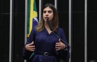 deputada-acusada-de-empurrar-n
