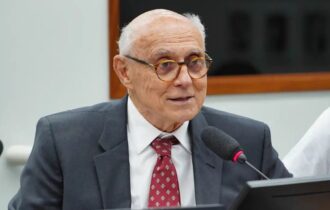 deputado-suplicy-passa-mal-e-e