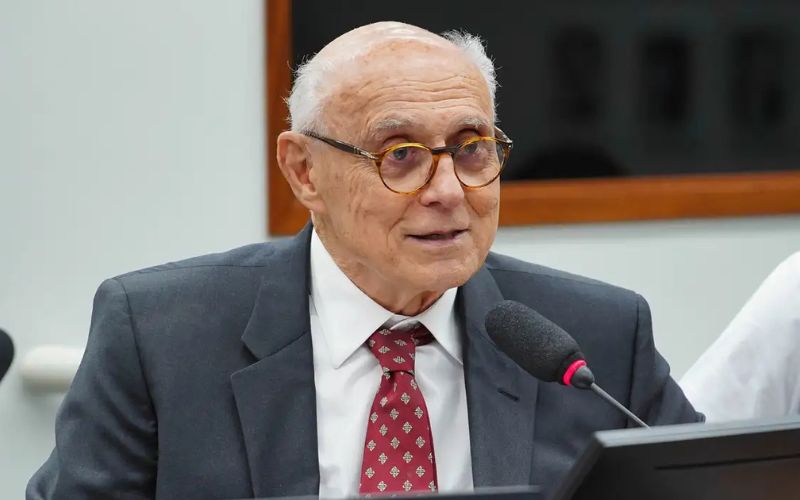 deputado-suplicy-passa-mal-e-e