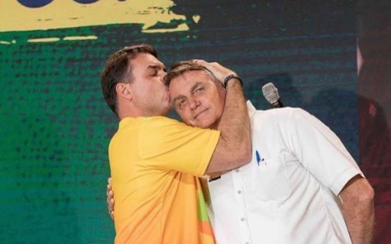flavio-bolsonaro-lamenta-nao-p