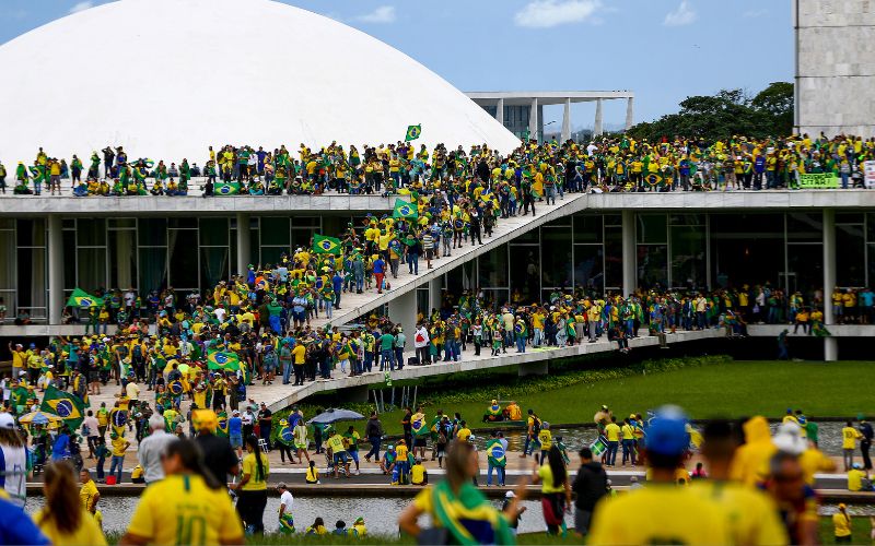 stf-condena-mais-119-pessoas-p