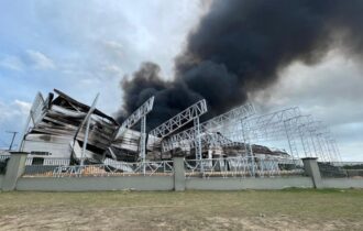 Incêndio em fábrica de Manaus é controlado após quase 48h de combate