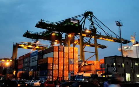 Exportações, emprego e investimentos tendem a recuar devido a tarifaço