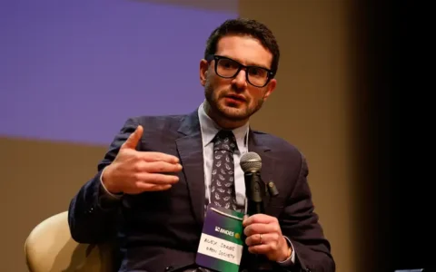 economista-de-harvard-critica-