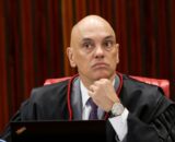 moraes-autoriza-bolsonaro-a-re