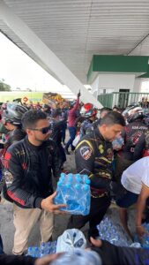 mototaxistas-doam-alimentos-a-