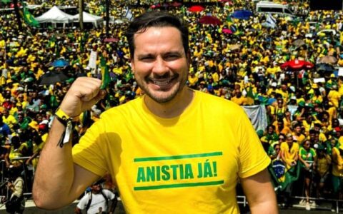 Alberto Neto diz que vai usar todas as armas para defender Bolsonaro