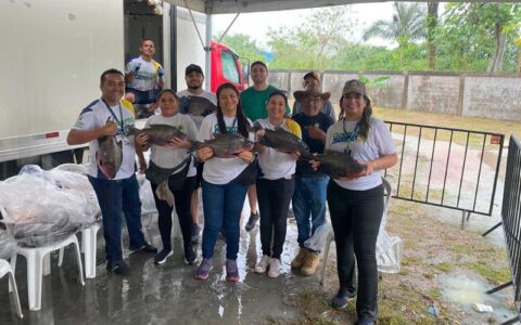 ADS entrega três toneladas de peixe e realiza edição da Feira de Produtos Regionais