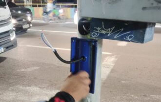 Danos a botoeiras de semáforo geram prejuízos à mobilidade urbana, diz Prefeitura de Manaus