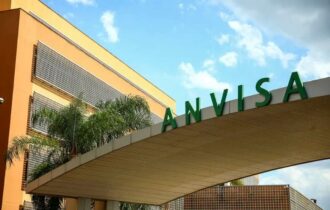 Anvisa determina apreensão de lotes falsificados de medicamento contra câncer e anestésico