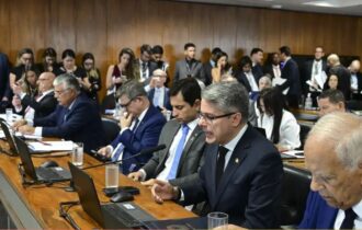 CCJ do Senado rejeita PEC da Blindagem por unanimidade (Foto Geraldo MagelaAgência Senado)