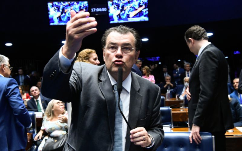 Após levar 'não' de Republicanos, Braga recua e enterra sonho de federação