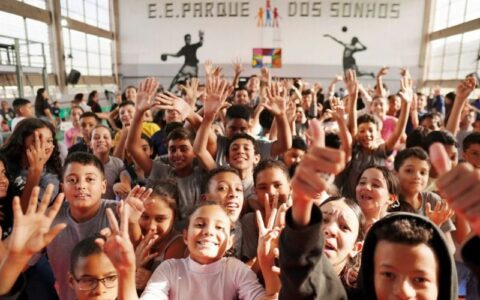 Escola de São Paulo é premiada entre as melhores do mundo