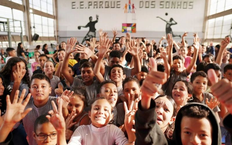 Escola de São Paulo é premiada entre as melhores do mundo