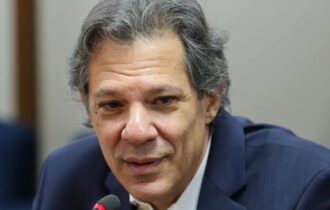 'Neste momento, não tenho intenção em ser candidato em 2026', diz Haddad