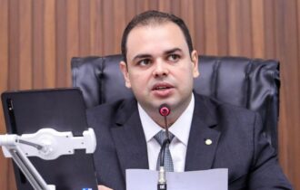Roberto Cidade atua como “quase empresário” de Natanzinho Lima em Manicoré