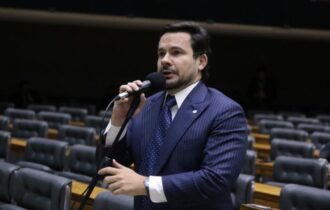 alberto-neto-e-investigado-por