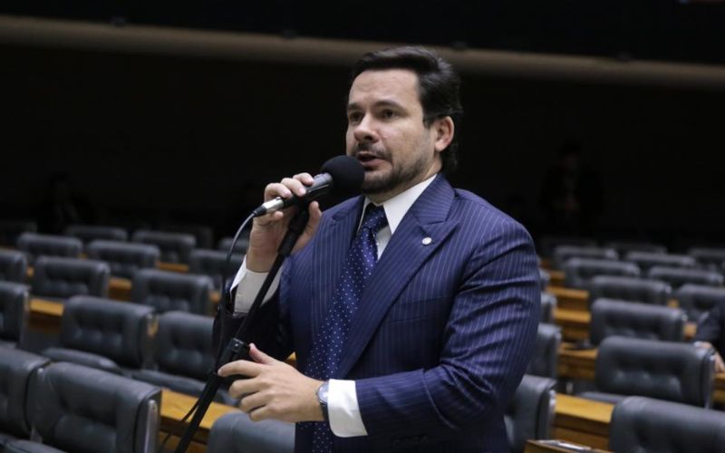 alberto-neto-e-investigado-por
