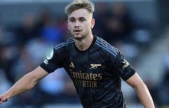 Ex-jogador da base do Arsenal morre aos 21 anos após lesão cerebral