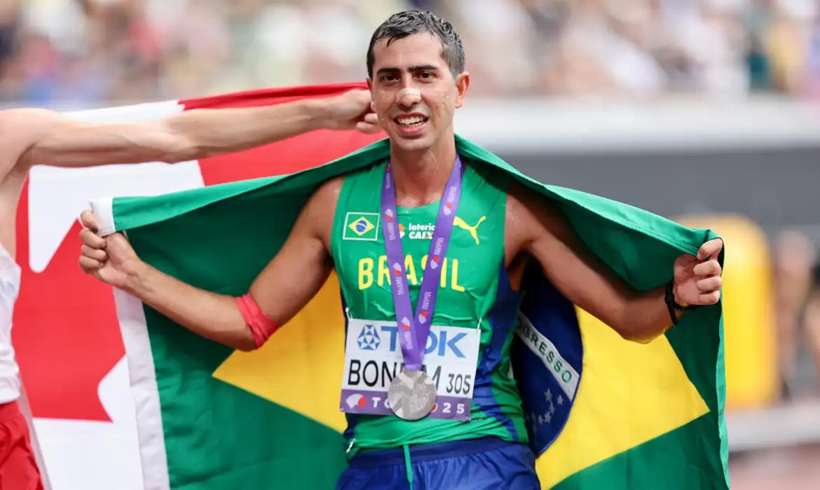 caio-bonfim-e-prata-na-prova-d