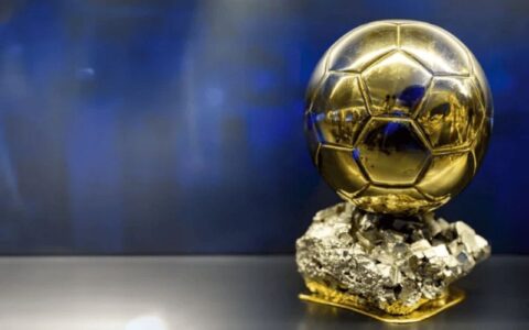 classico-frances-e-adiado-e-ps