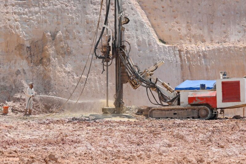 david-almeida-visita-obras-do-