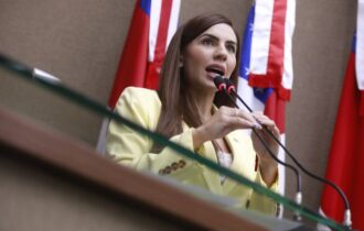 deputada-explica-pl-sobre-proi