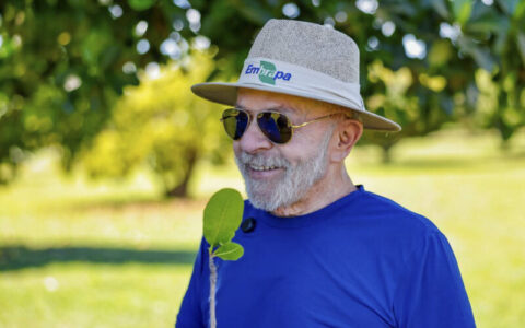 lula-desembarca-em-manaus-nest