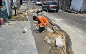 Drenagem é revitalizada para evitar alagamentos no bairro Santo Antônio