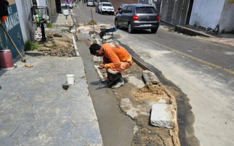 Drenagem é revitalizada para evitar alagamentos no bairro Santo Antônio