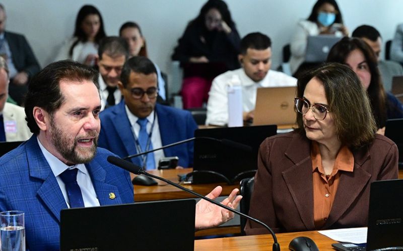 plinio-valerio-e-damares-alves